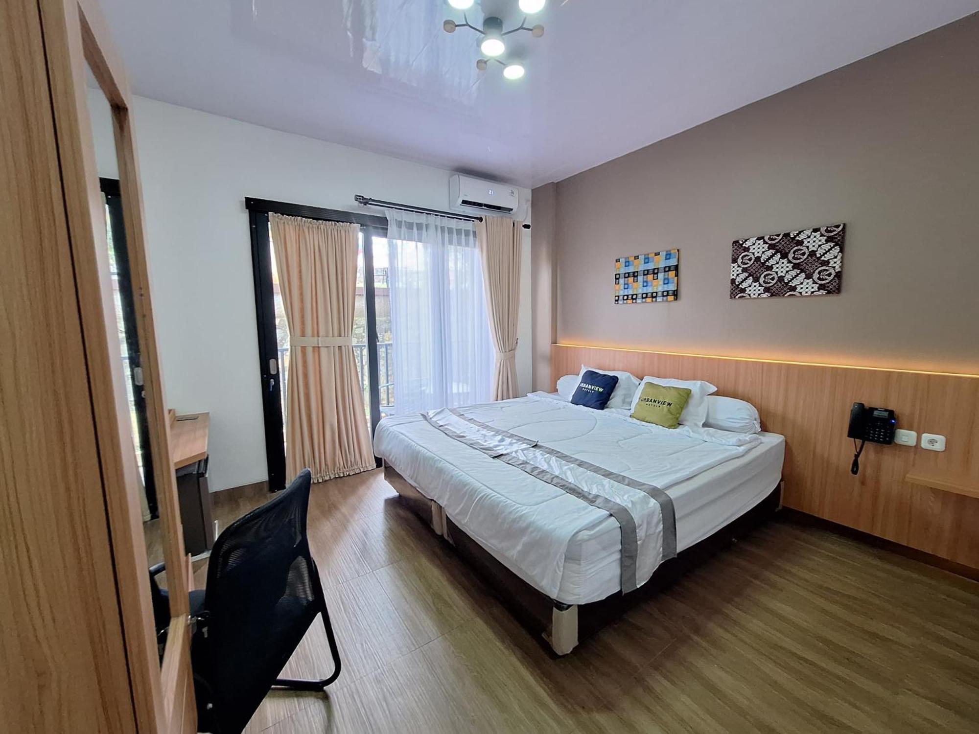 Urbanview Hotel Inkoppabri Cisarua Puncak Luaran gambar